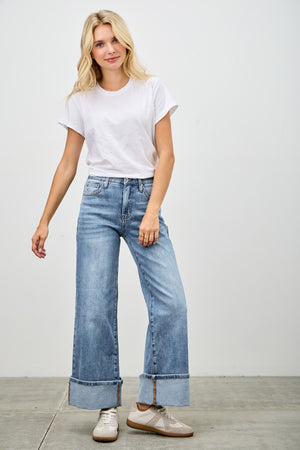 P7561D, MID RISE CUFFED JEANS WITH STRETCH