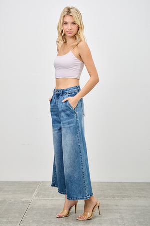 P81358MD, PLUS HIGH RISE WIDE CROP WITH PLEATS