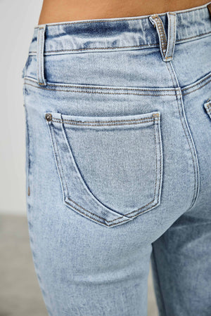 P8159M, HIGH RISE BUTTON FLY CROP SLIM STRAIGHT