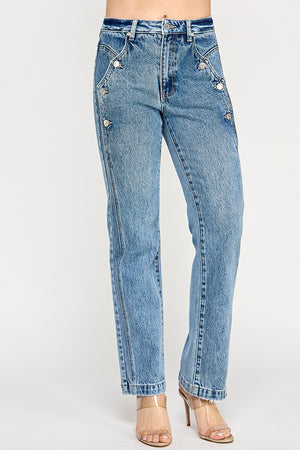 P8174M, HIGH RISE DAD JEAN WITH SCALLOP POCKET