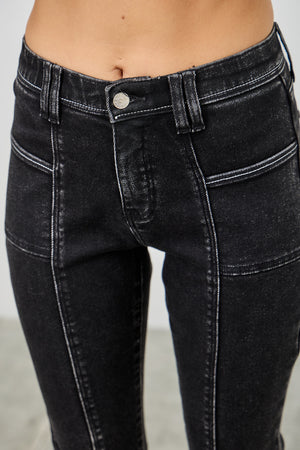 P81798BK, PLUS MID RISE SLIM STRAIGHT IN BLACK ACID