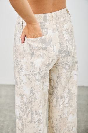 P8196, MID RISE PRINTED WIDE STRAIGHT