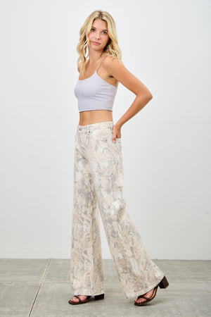 P8196, MID RISE PRINTED WIDE STRAIGHT