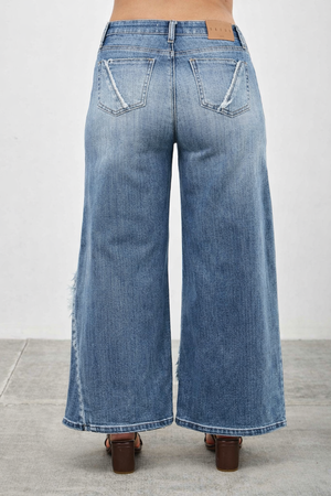 P82128M, PLUS MID RISE WIDE FRAYED SEAM