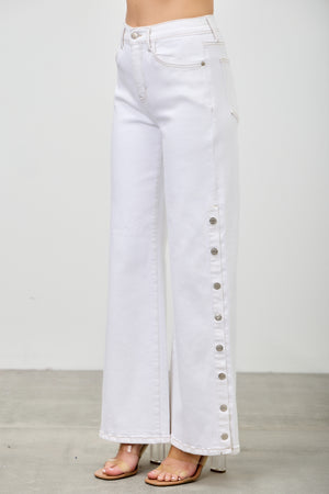 P82858WH, PLUS HIGH RISE WIDE LEG WITH SNAP BUTTONS