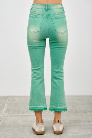 P82958, PLUS HIGH RISE CROP FLARE CAPRI WITH DESTROY