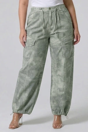 P83038, PLUS HIGH RISE PRINTED CARGO BAGGY