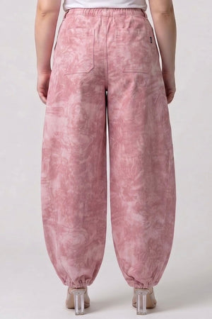 P83038, PLUS HIGH RISE PRINTED CARGO BAGGY