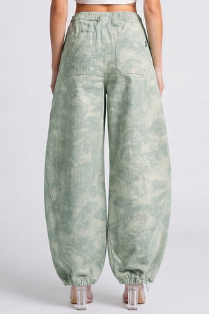 P8303, HIGH RISE PRINTED CARGO BAGGY