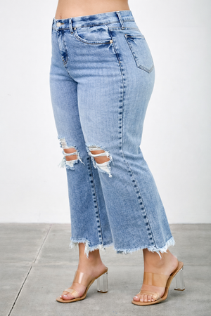 P83288L, PLUS MID RISE BOOT CUT WITH KNEE DESTROY