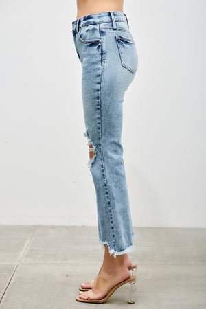 P8328L, MID RISE BOOT CUT WITH KNEE DESTROY