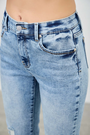 P8328L, MID RISE BOOT CUT WITH KNEE DESTROY