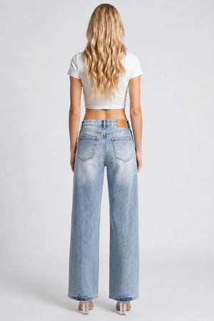 P8330M, MID RISE RELAXED STRAIGHT WITH DESTRUCTED KNEE 