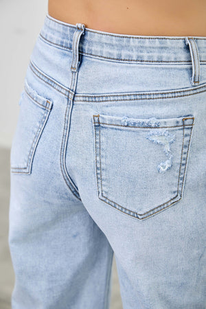 P83318L, PLUS MID RISE RELAXED WITH KNEE DESTROY