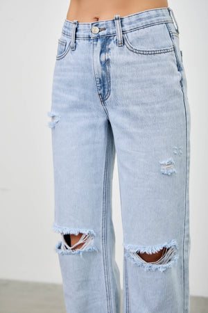 P83318L, PLUS MID RISE RELAXED WITH KNEE DESTROY