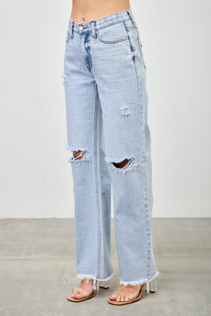 P83318L, PLUS MID RISE RELAXED WITH KNEE DESTROY