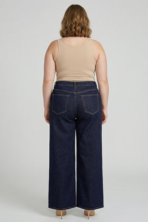 P83618D, PLUS HIGH RISE LOOSE WIDE LEG with SIGNATURE FRONT POCKET CHAIN