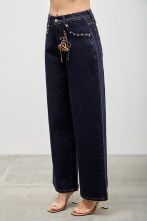 P8361D, HIGH RISE LOOSE WIDE LEG with SIGNATURE FRONT POCKET CHAIN