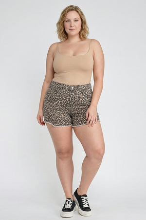 S80358, PLUS HIGH RISE FRAYED STEP HEM SHORT