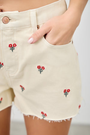 S8157, HIGH RISE FRAYED HEM SHORT WITH EMBROIDERY