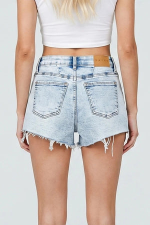 S8159L, HIGH RISE FRAYED SHORT WITH PATCH